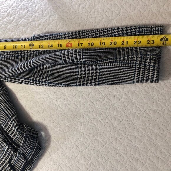 Stoosh Women Black Plaid Cropped Belted Zip Front Blazer Jacket Size Large L - Picture 5 of 10